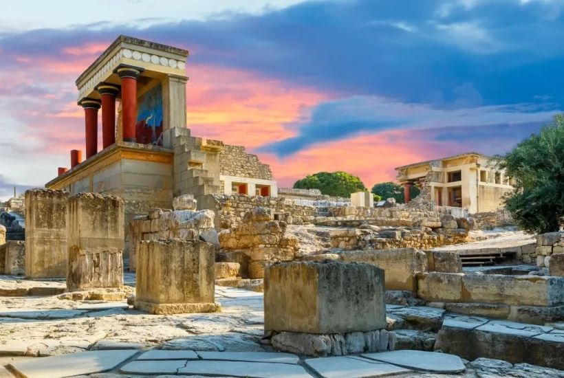 knossos-palace-at-crete-greece